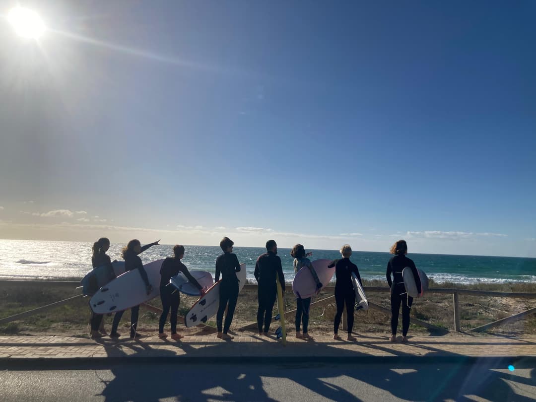 SHELTER WARRIORS bidaia